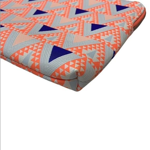 stella & Dot Geo Printed Clutch - Picture 6 of 9
